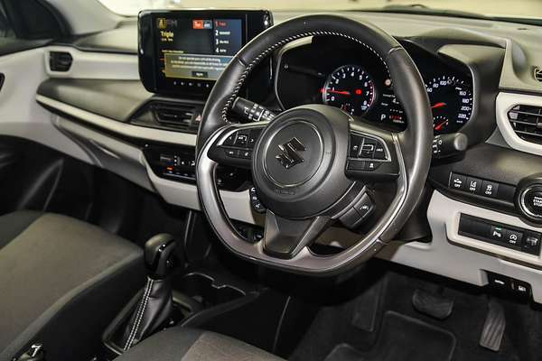 2024 Suzuki Swift Hybrid Plus UZ