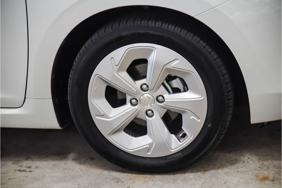 2024 Suzuki Swift Hybrid Plus UZ