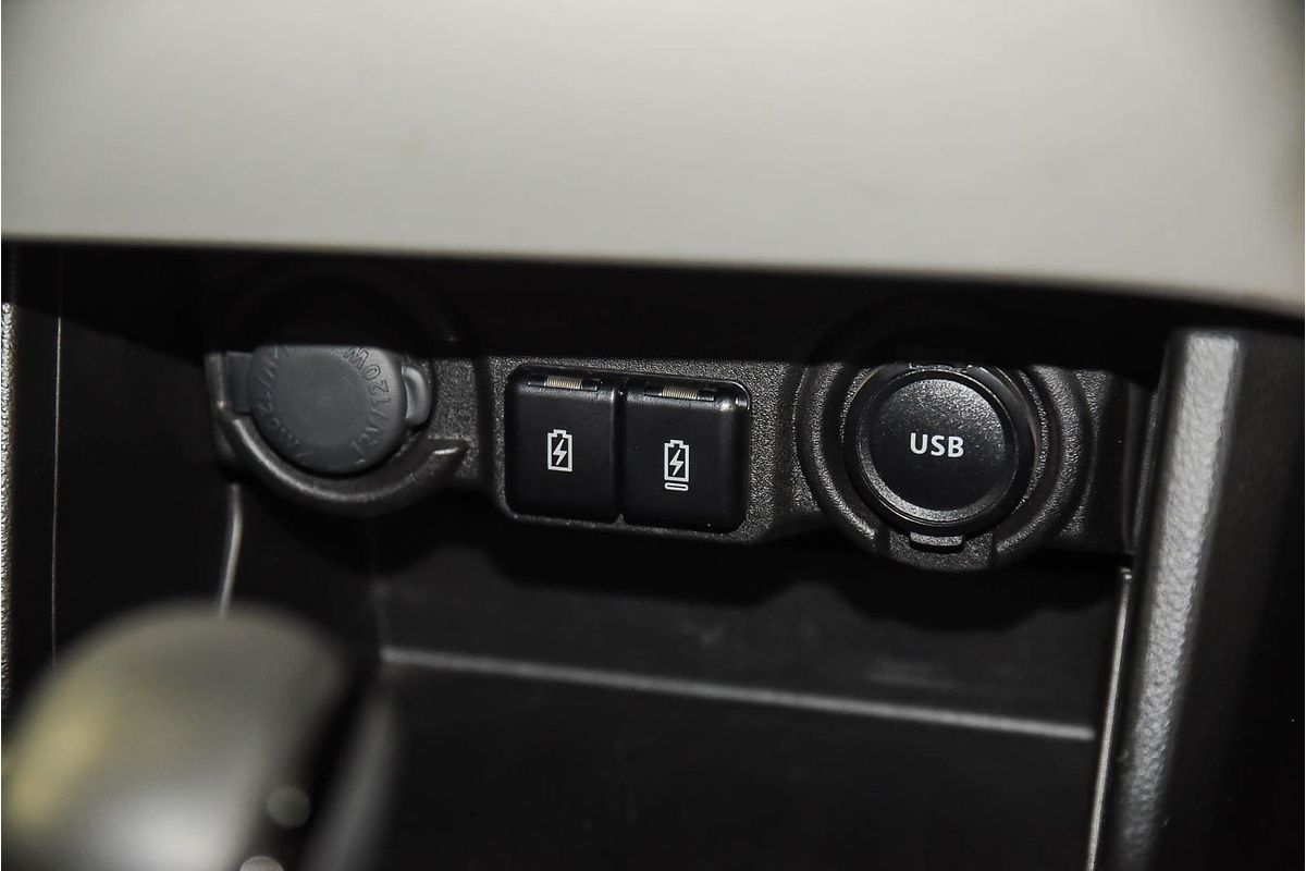 2024 Suzuki Swift Hybrid Plus UZ