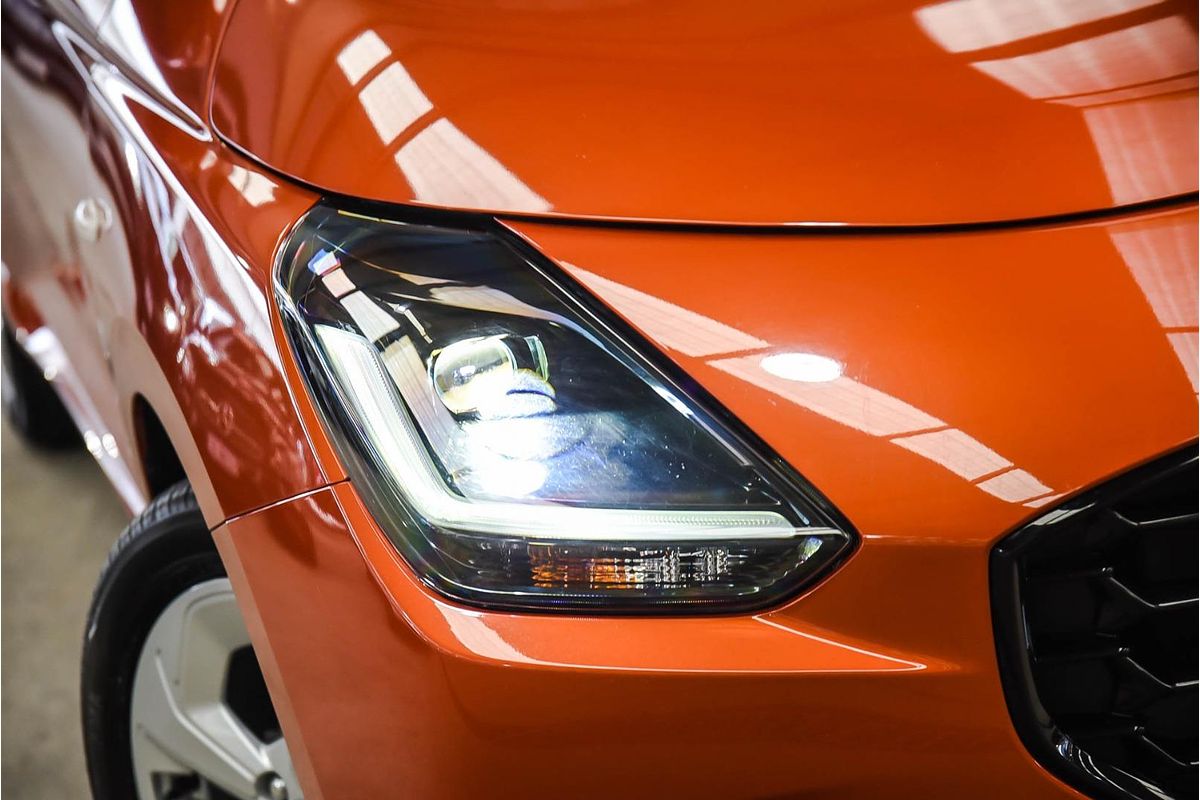 2024 Suzuki Swift Hybrid Plus UZ