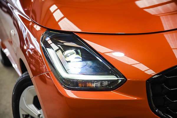 2024 Suzuki Swift Hybrid Plus UZ