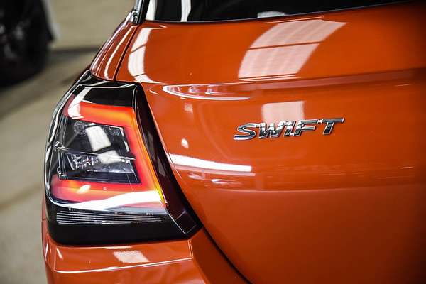 2024 Suzuki Swift Hybrid Plus UZ