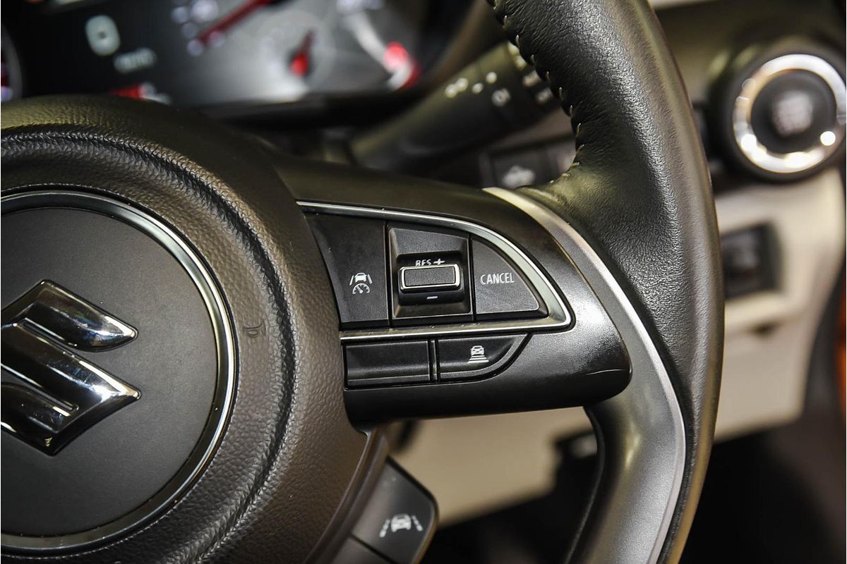 2024 Suzuki Swift Hybrid Plus UZ