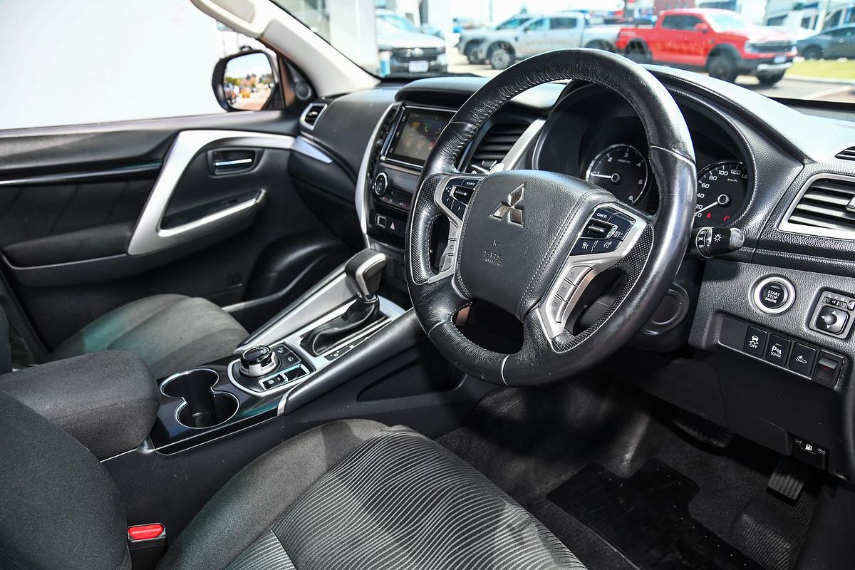 2019 Mitsubishi Pajero Sport GLX QE