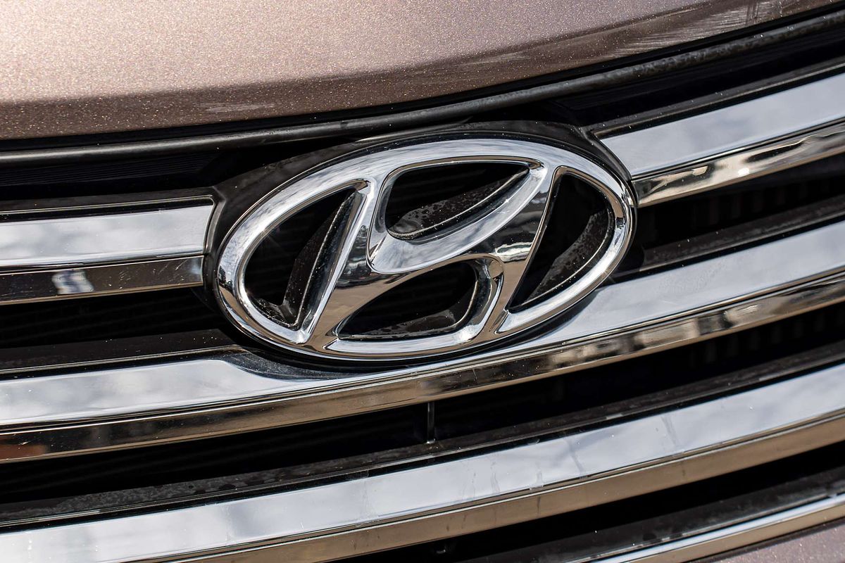 2013 Hyundai Santa Fe Highlander DM