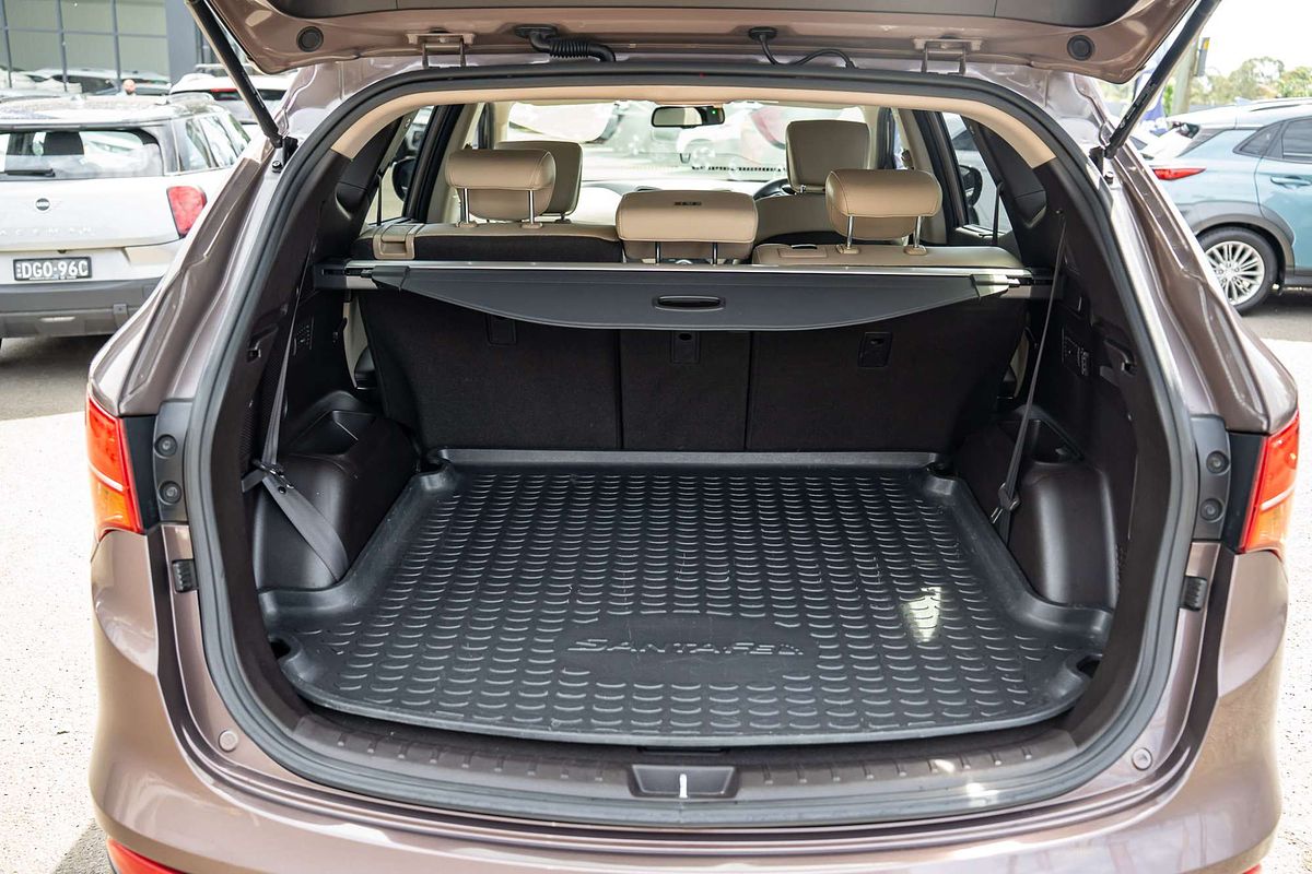 2013 Hyundai Santa Fe Highlander DM