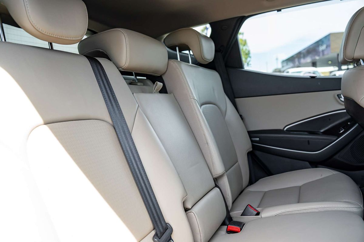 2013 Hyundai Santa Fe Highlander DM