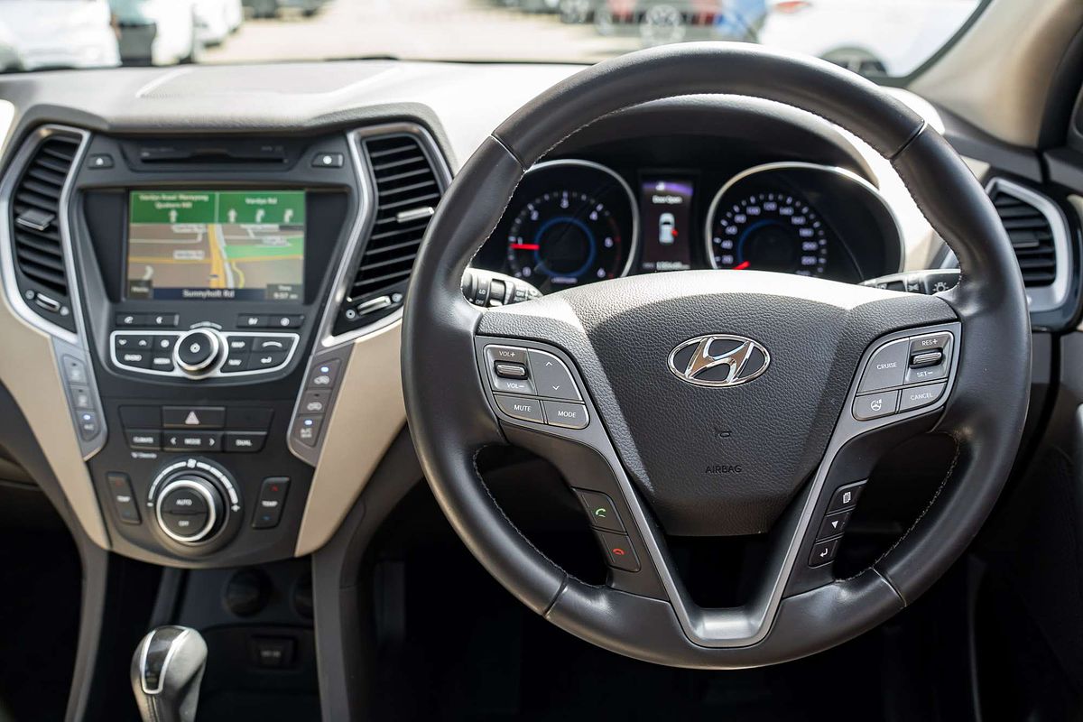 2013 Hyundai Santa Fe Highlander DM