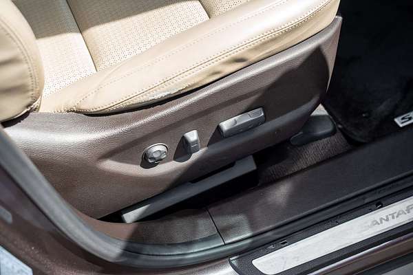 2013 Hyundai Santa Fe Highlander DM