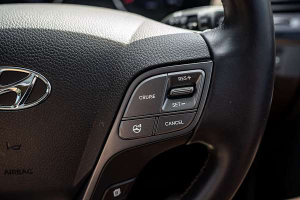 2013 Hyundai Santa Fe Highlander DM