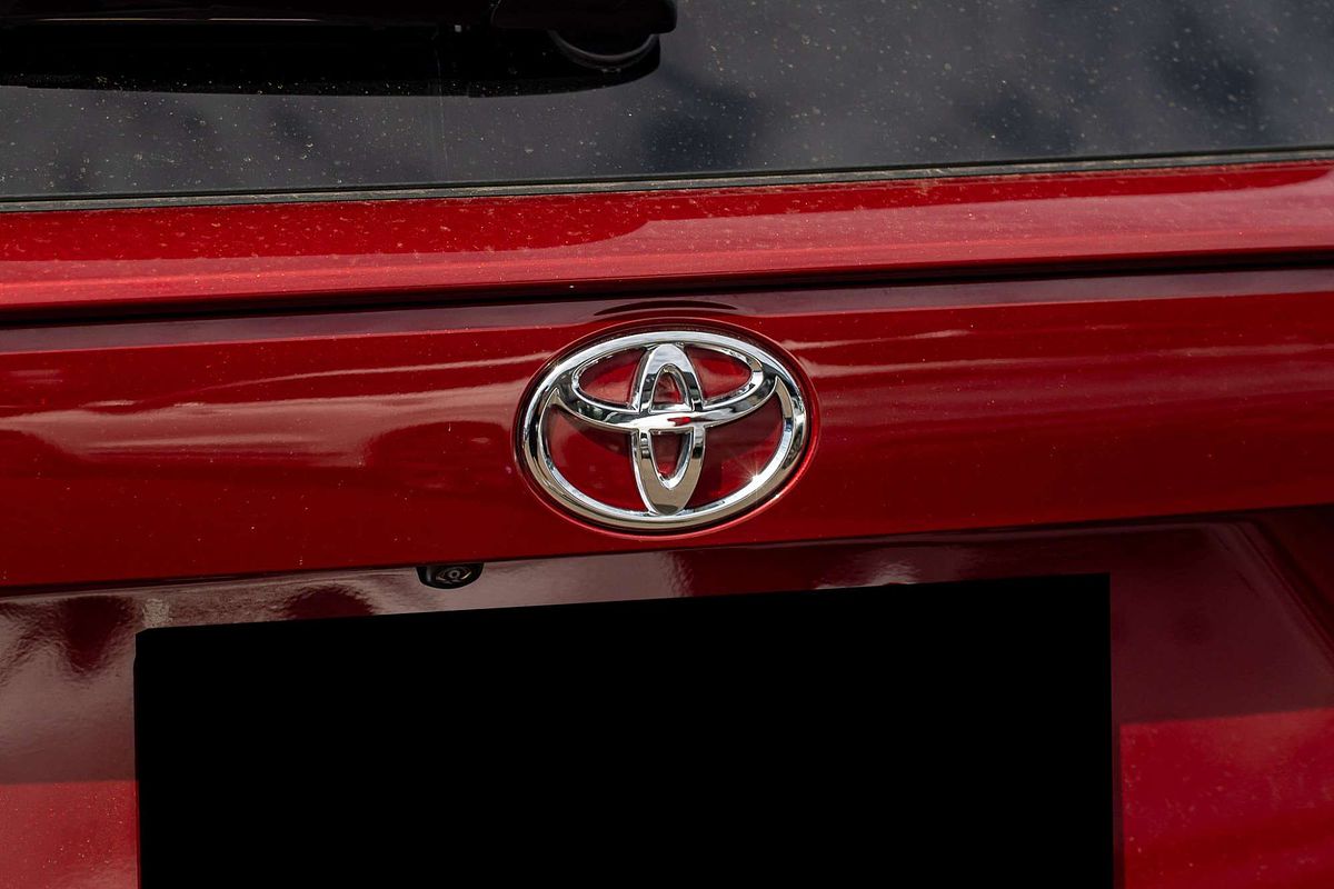 2021 Toyota RAV4 Edge AXAA54R