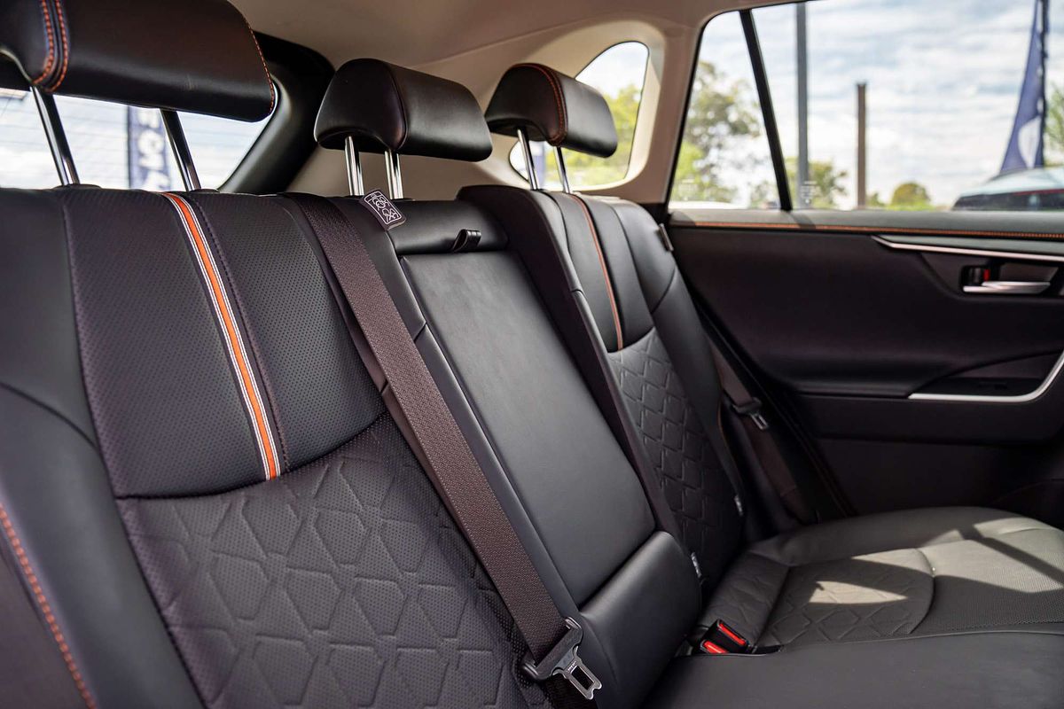 2021 Toyota RAV4 Edge AXAA54R