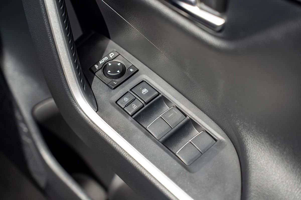 2021 Toyota RAV4 Edge AXAA54R