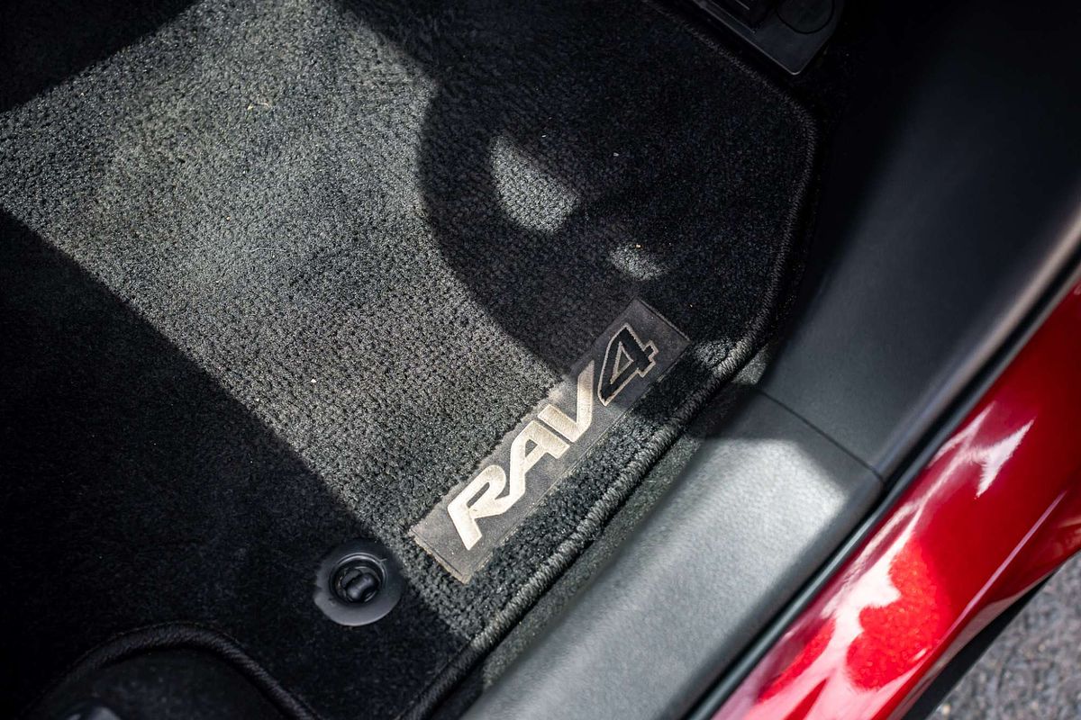 2021 Toyota RAV4 Edge AXAA54R