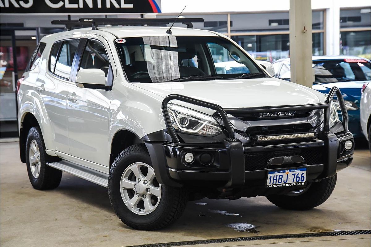 2020 Isuzu MU-X LS-M