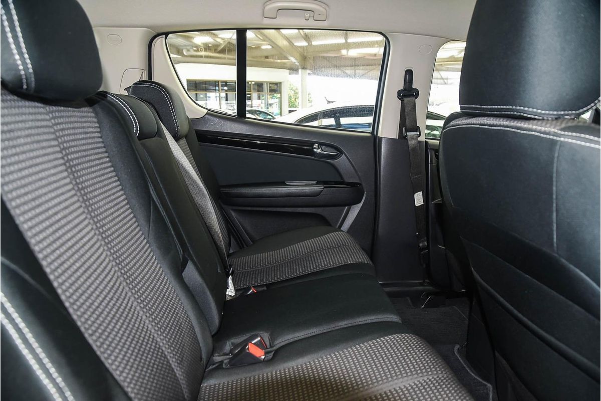 2020 Isuzu MU-X LS-M