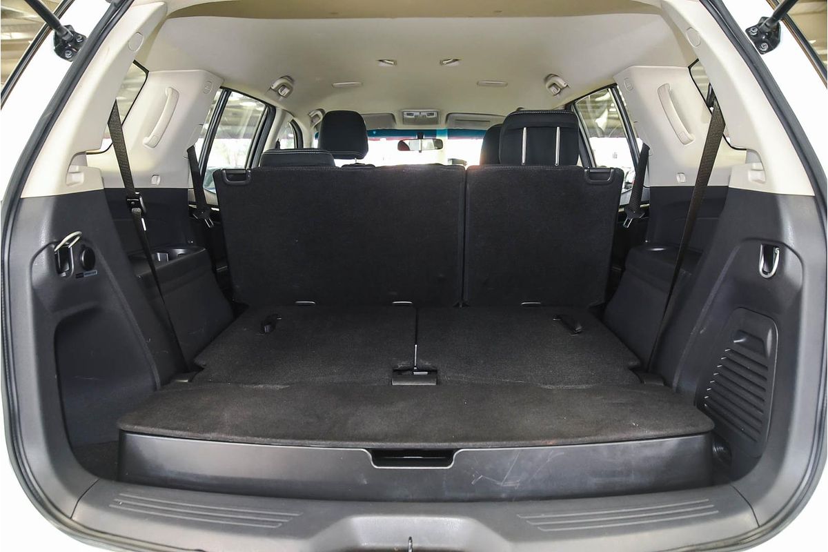 2020 Isuzu MU-X LS-M