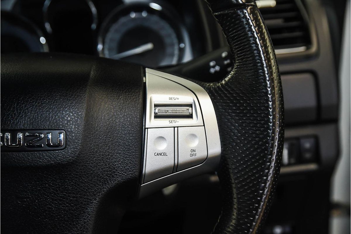 2020 Isuzu MU-X LS-M