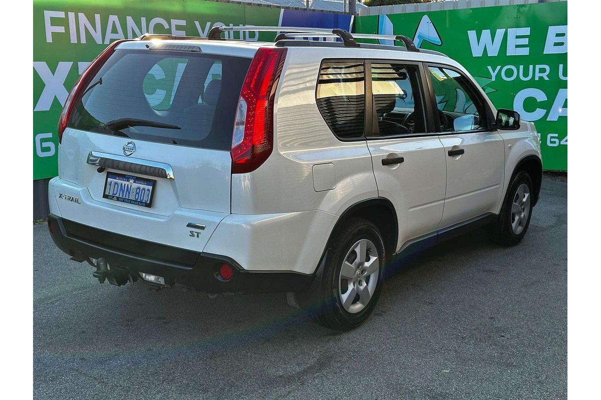 2010 Nissan X-TRAIL ST T31