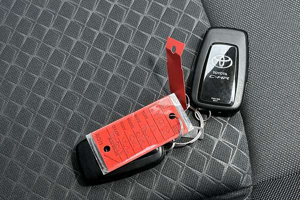 2021 Toyota C-HR GXL NGX10R