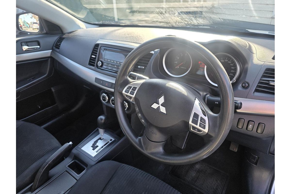 2014 Mitsubishi Lancer LS CJ
