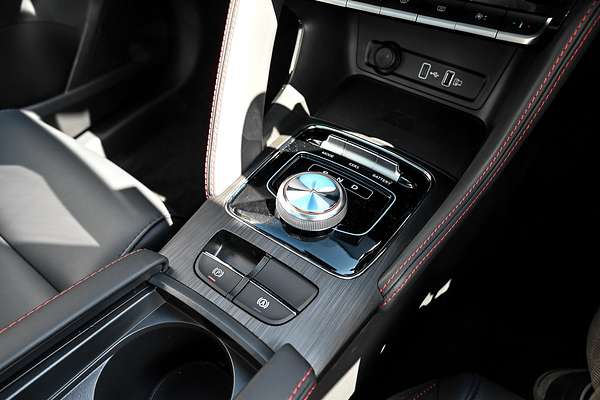 2025 MG ZS EV Essence AZS1