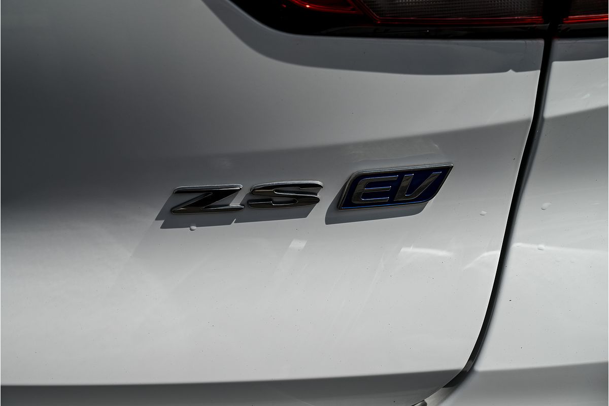 2024 MG ZS EV Essence AZS1