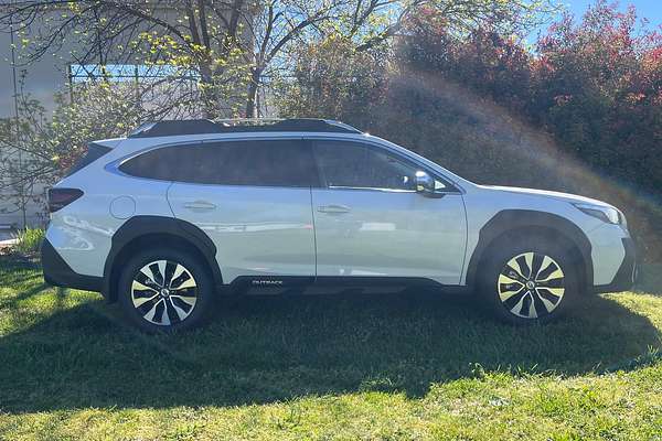 2025 Subaru Outback AWD Touring 6GEN
