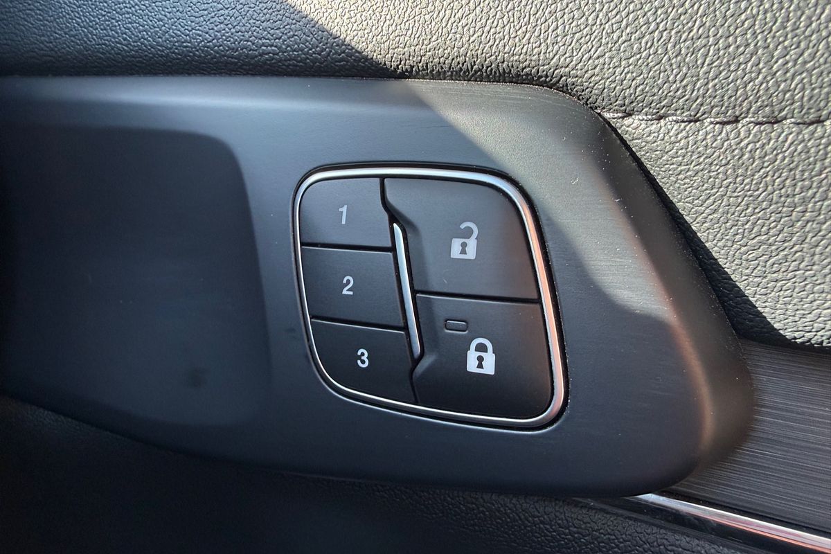 2025 Ford Everest Sport 2.0L
