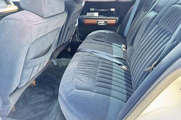 1990 Ford Ltd Crown Victoria