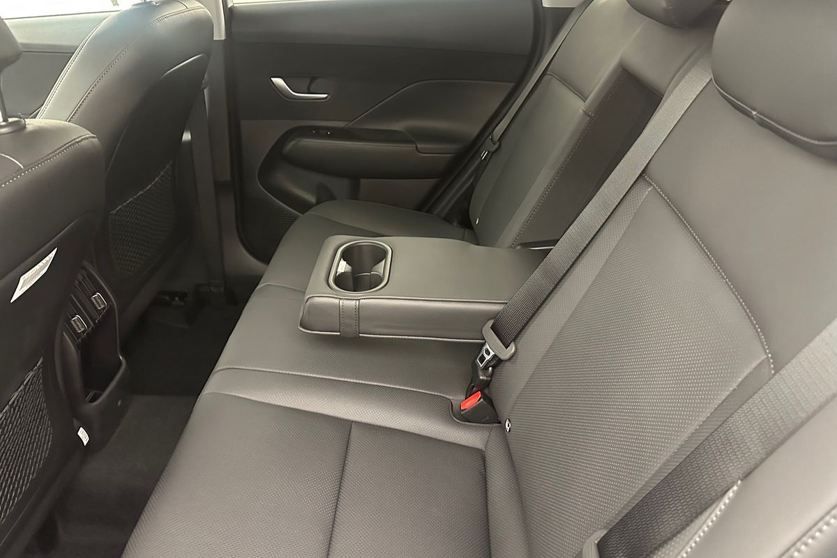 2025 Hyundai Kona Premium SX2.V3