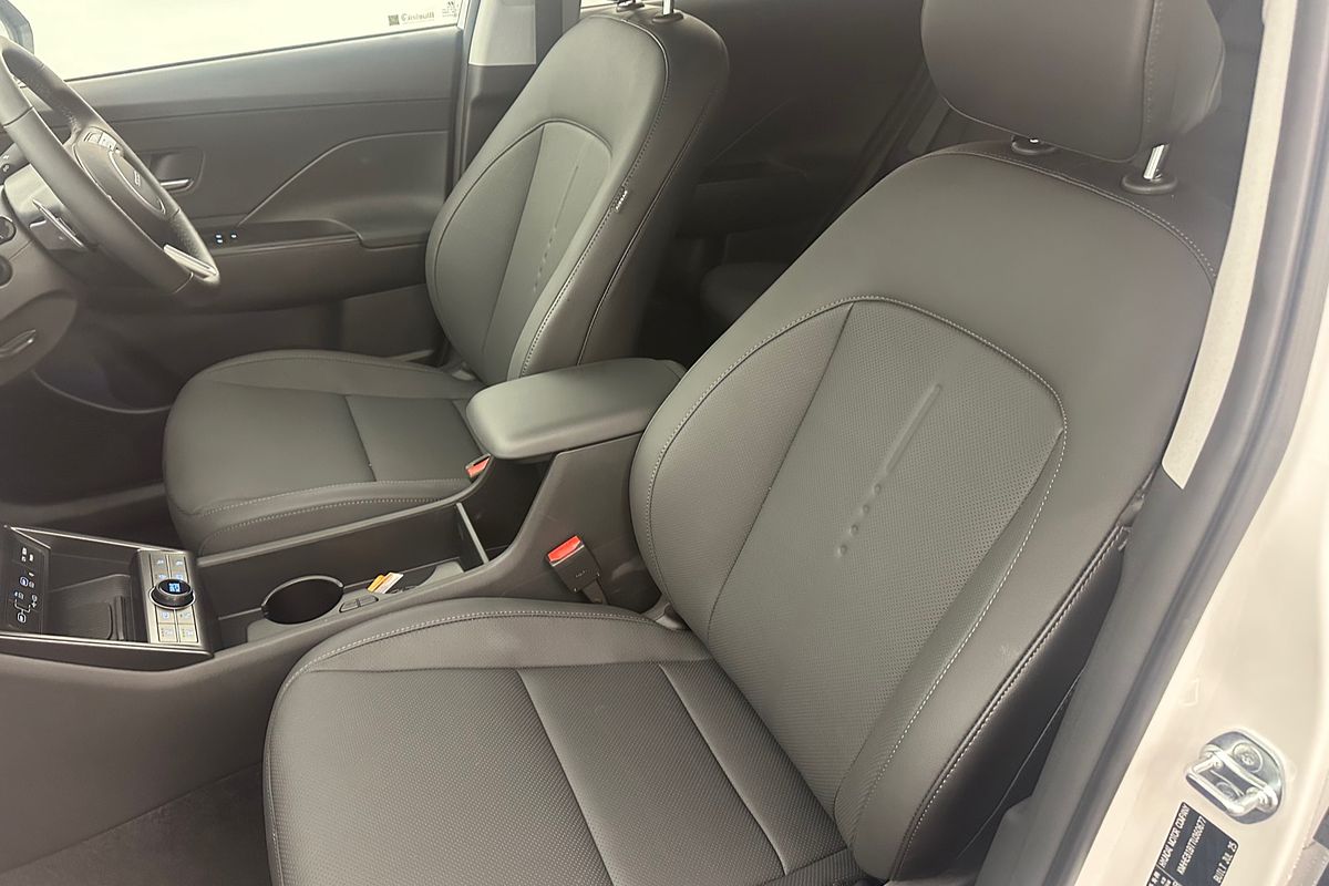 2025 Hyundai Kona Premium SX2.V3