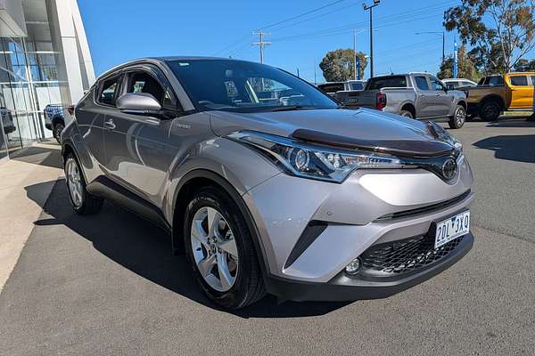 2017 Toyota C-HR NGX10R