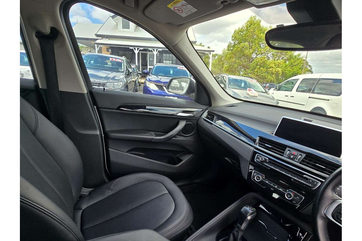 2016 BMW X1 sDrive18d F48