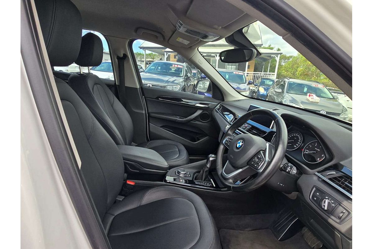 2016 BMW X1 sDrive18d F48