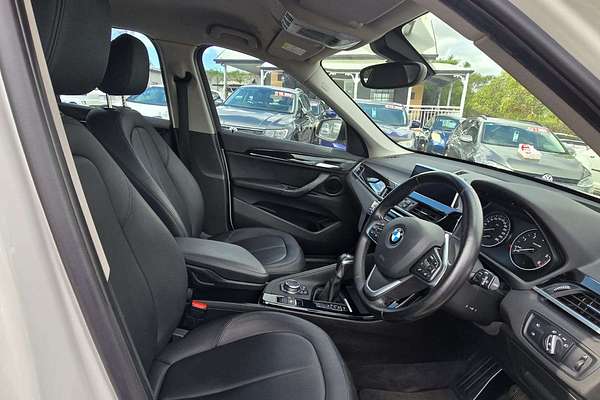 2016 BMW X1 sDrive18d F48