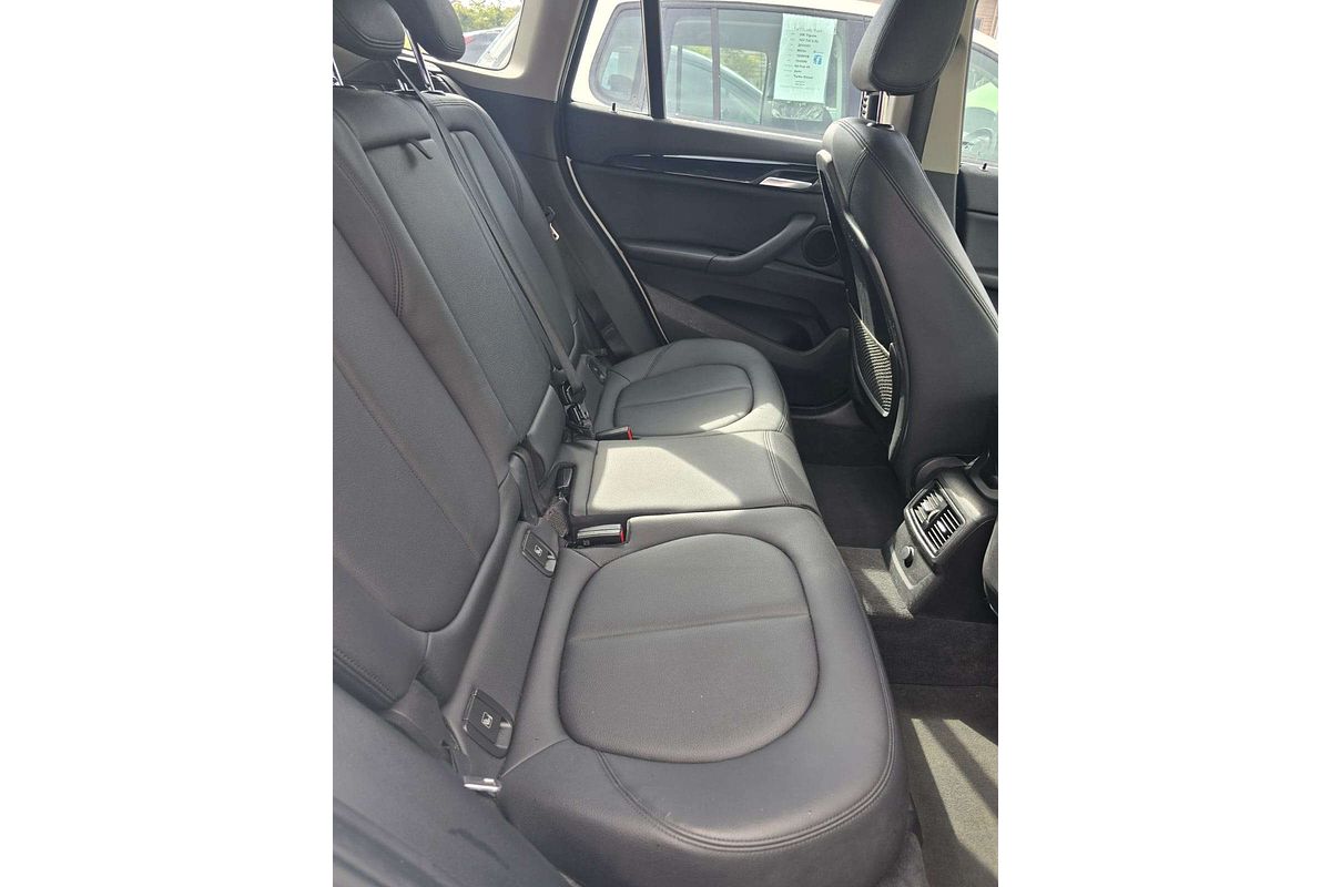 2016 BMW X1 sDrive18d F48