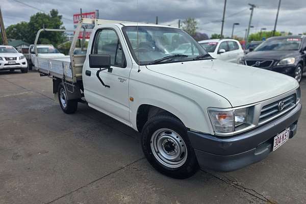2001 Toyota Hilux  RZN149R Rear Wheel Drive