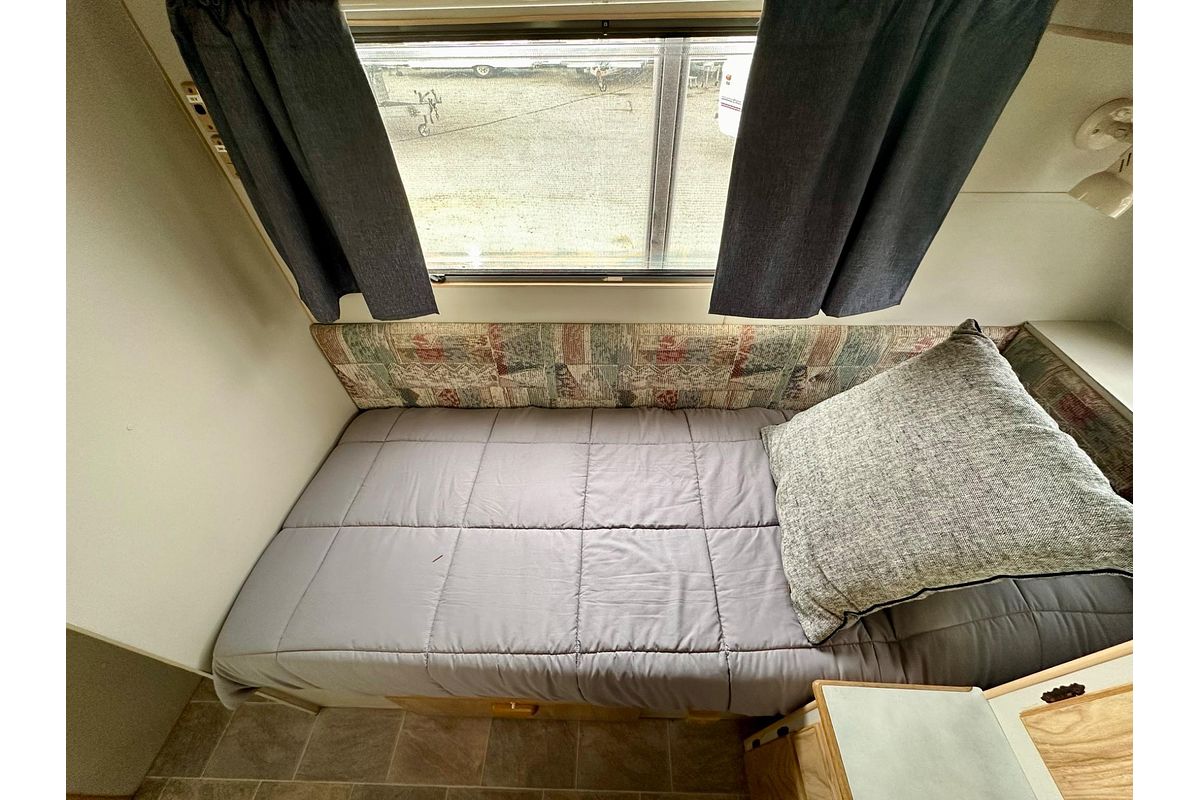 1999 Spaceline ODYSSEY