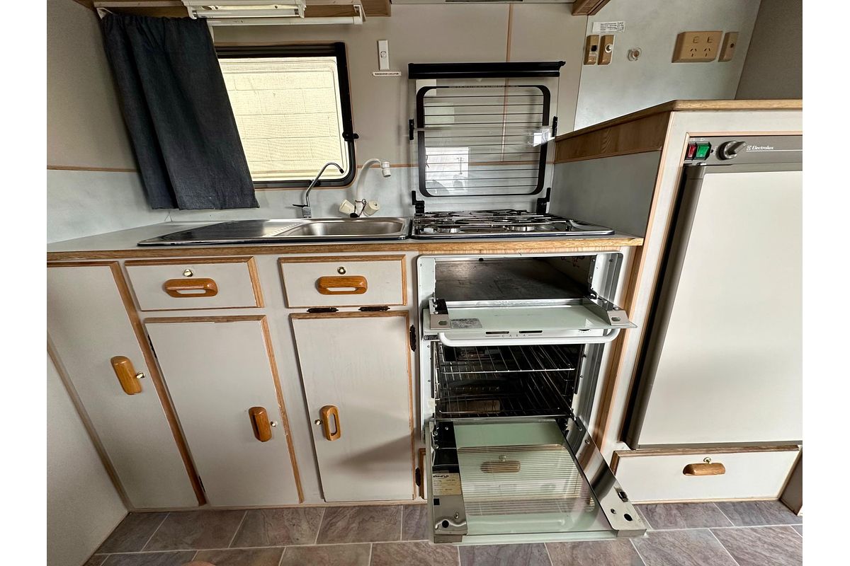 1999 Spaceline ODYSSEY