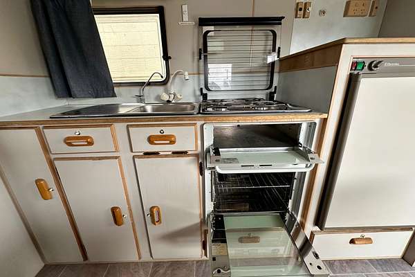 1999 Spaceline ODYSSEY