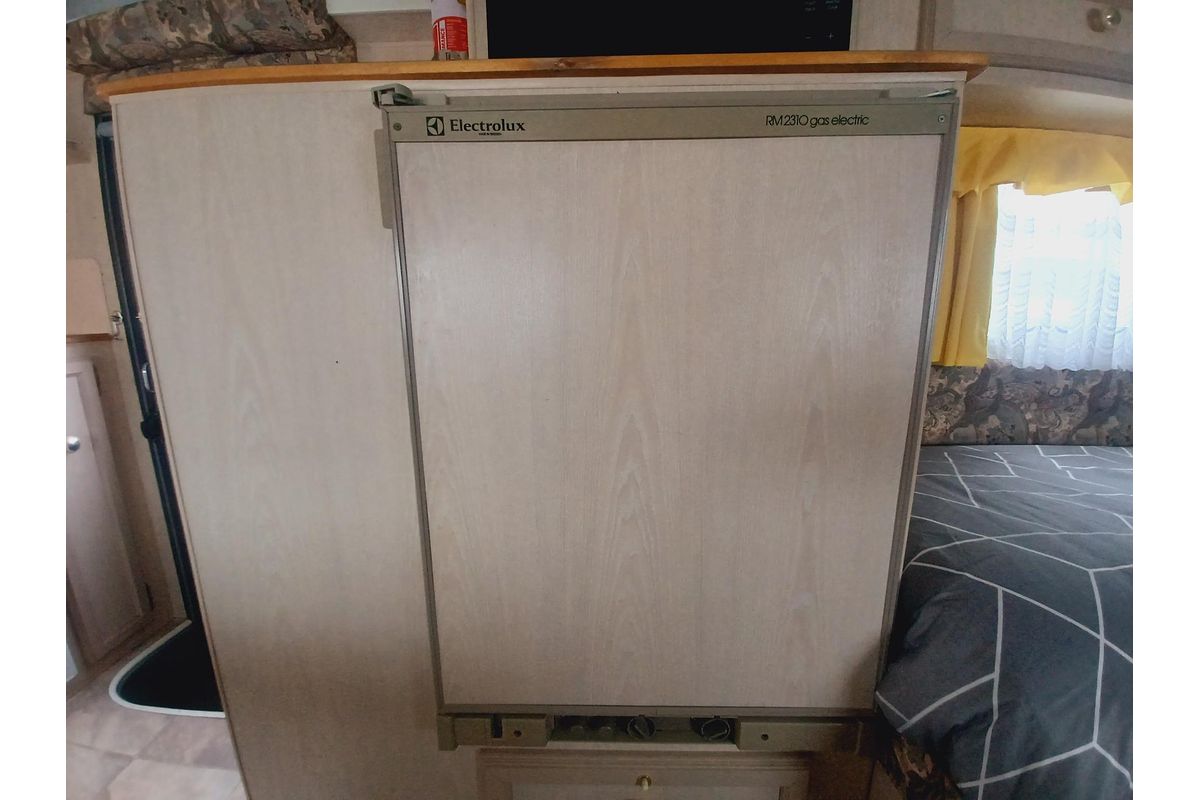 1998 Island Star POP TOP