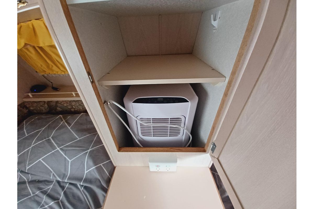 1998 Island Star POP TOP