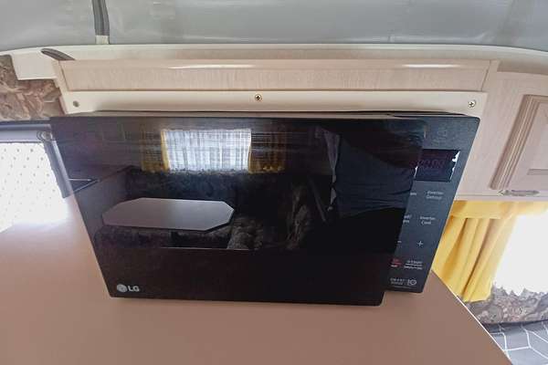 1998 Island Star POP TOP