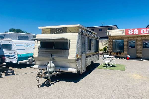 1985 Windsor SUNCHASER