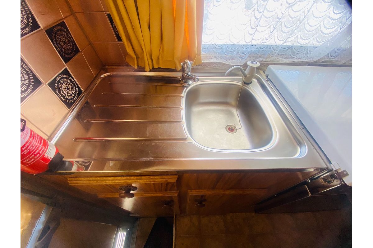 1985 Windsor SUNCHASER