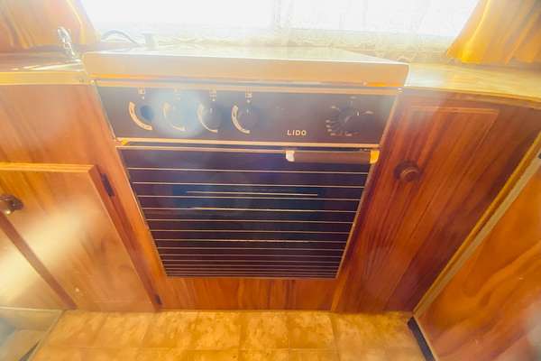 1985 Windsor SUNCHASER