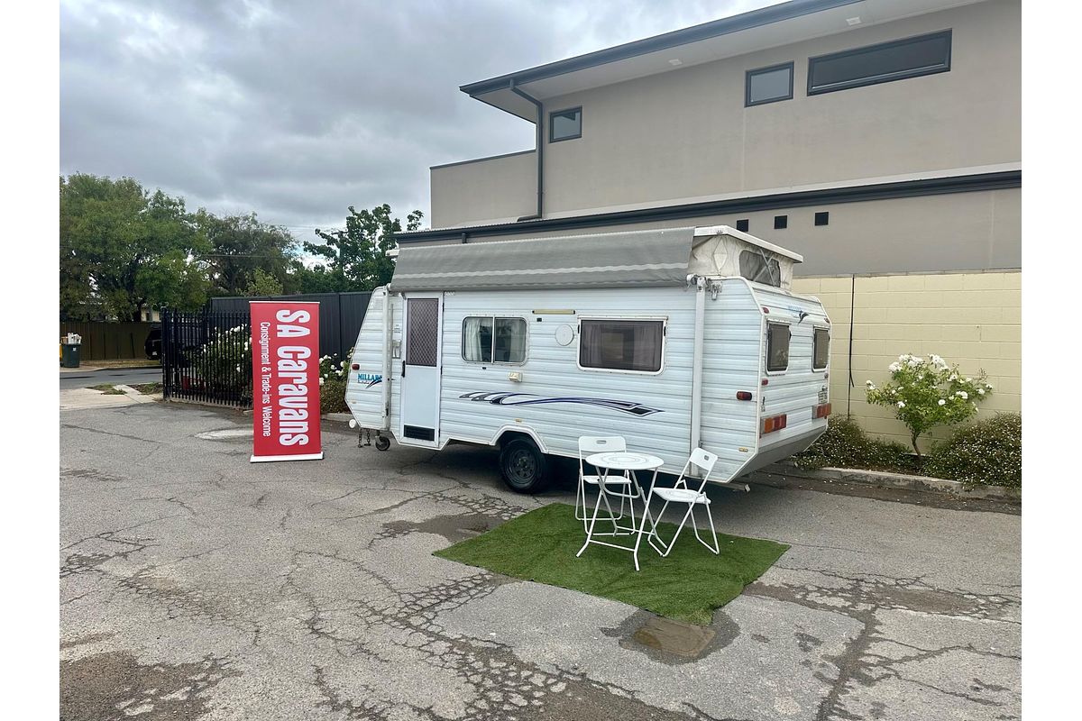 2001 Millard CARAVAN