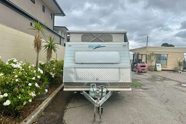 2001 Millard CARAVAN