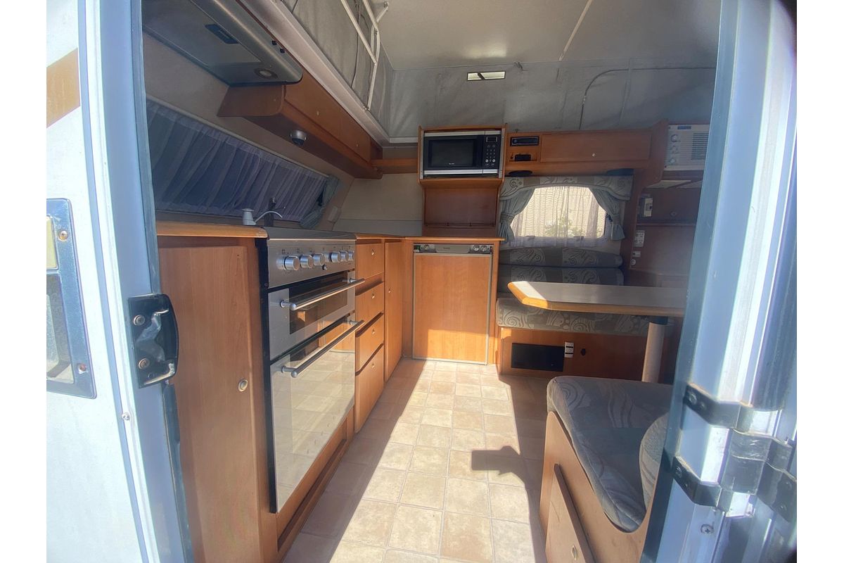 2005 Jayco HERITAGE